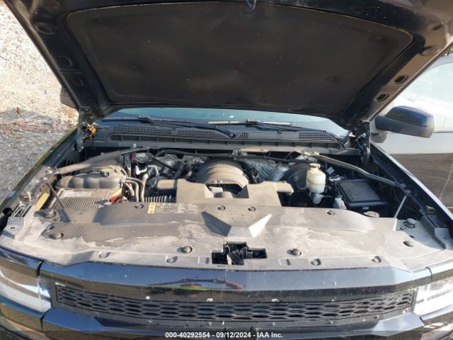 3GCUKREC8JG100458 Chevrolet Silverado 1500 2lt
