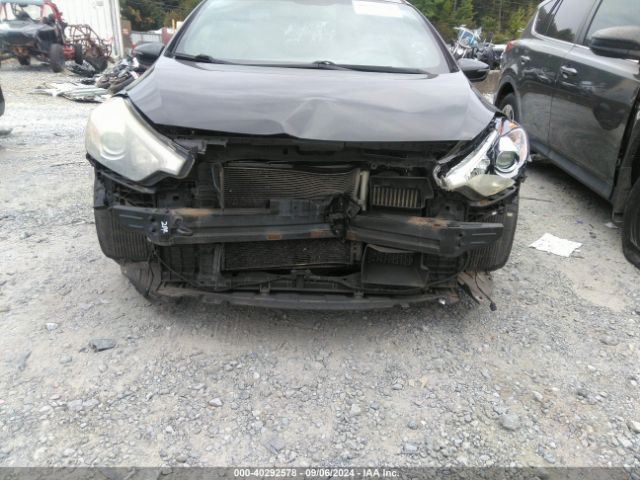 KNAFZ5A38F5300805 KIA FORTE SX