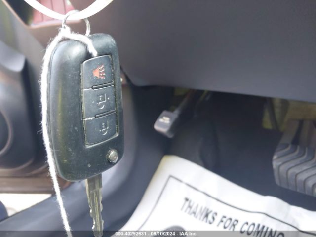 JN1BJ1CP9KW210894 Nissan Rogue Sport S