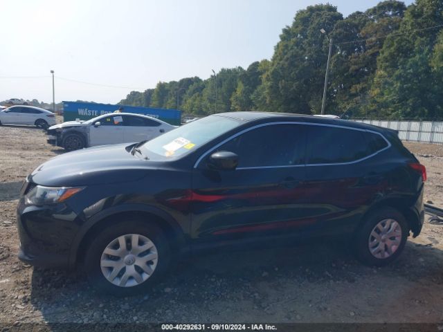 JN1BJ1CP9KW210894 Nissan Rogue Sport S