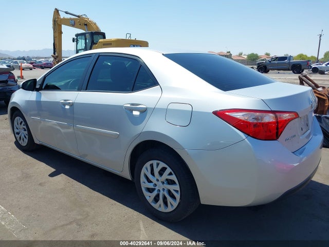 Toyota COROLLA LE 2017 2T1BURHE7HC782865 Image 3