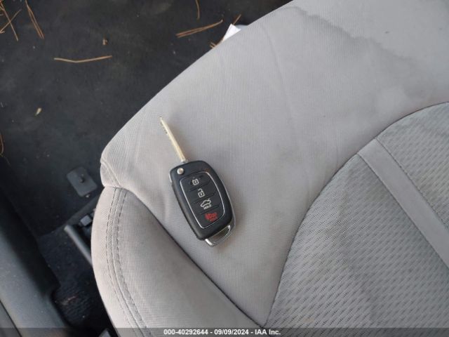 5NPE24AF6FH125297 Hyundai SONATA SE