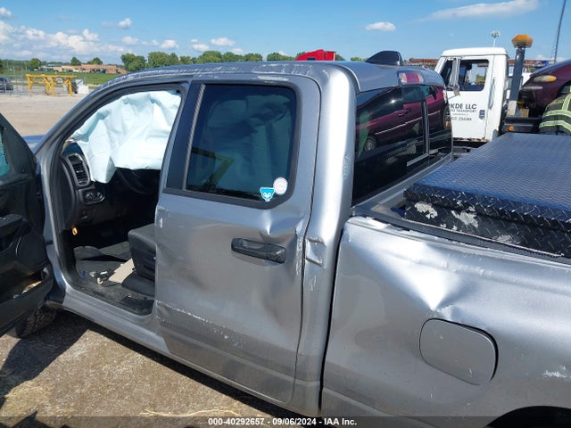1C6RRFCG9MN567736 RAM 1500 Tradesman Quad Cab 4x4 6'4 Box