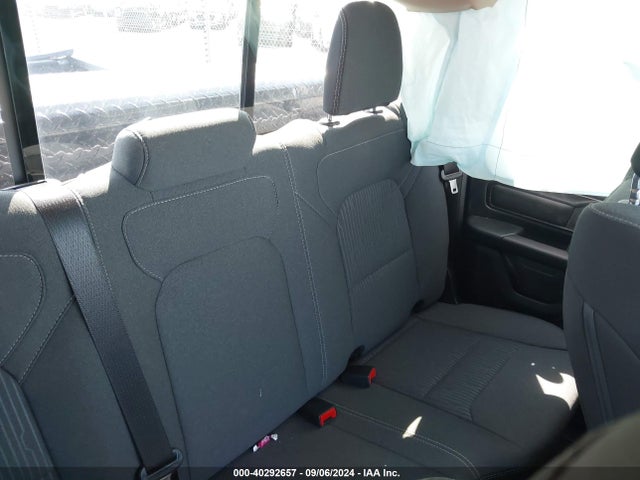 1C6RRFCG9MN567736 RAM 1500 Tradesman Quad Cab 4x4 6'4 Box