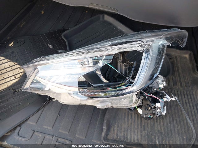Subaru Outback 2.5i Limited 2018 4S4BSANC5J3300835 Image 12