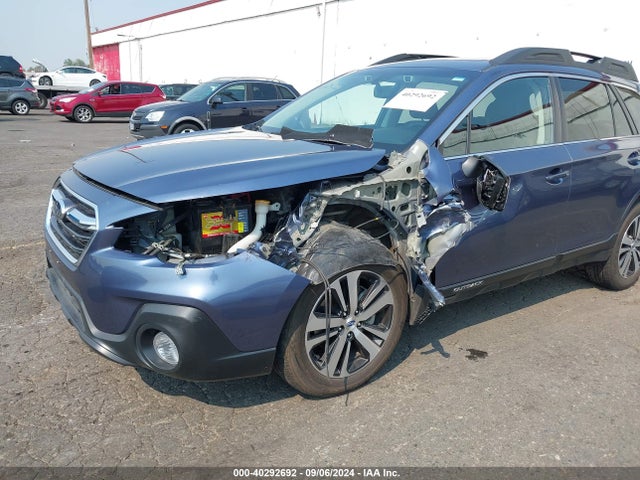 Subaru Outback 2.5i Limited 2018 4S4BSANC5J3300835 Image 6
