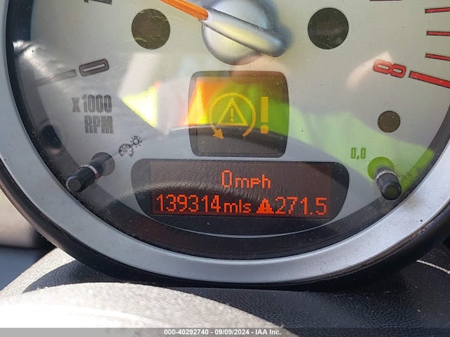 2008 MINI COOPER WMWMF33578TU65035 Photo 6