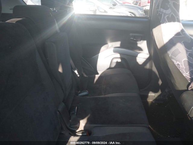 2011 MITSUBISHI OUTLANDER JA4JT3AX2BU603899 Photo 7