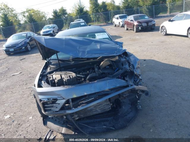 1VWAA7A32JC004504 Volkswagen Passat 2.0t R-line/2.0t S