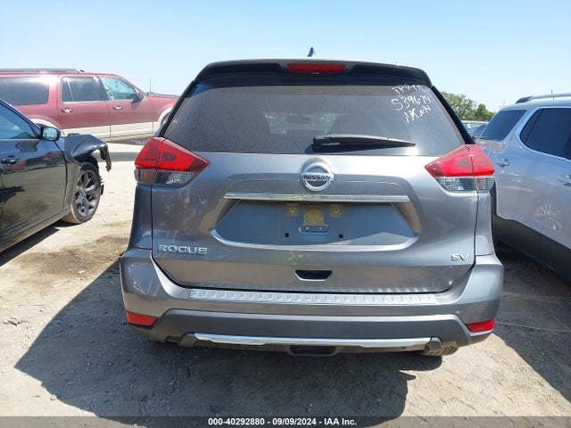 Nissan ROGUE SV 2017 JN8AT2MT9HW400356 Image 17