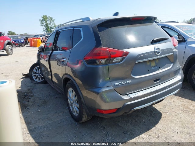 Nissan ROGUE SV 2017 JN8AT2MT9HW400356 Image 3