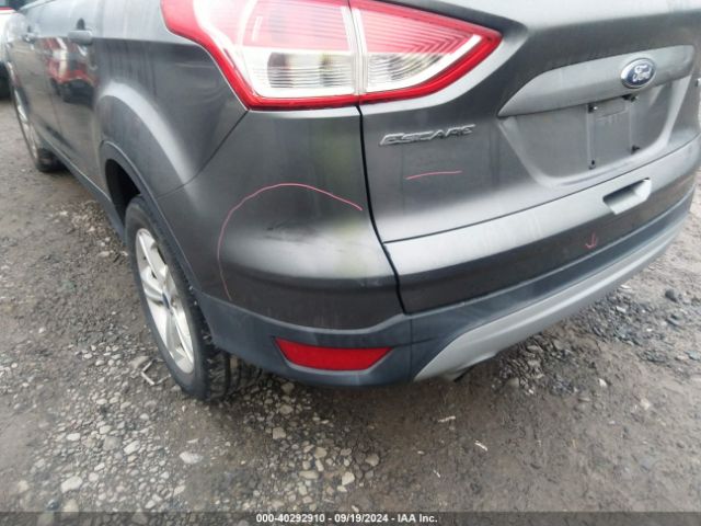 1FMCU0GX2EUC93707 Ford ESCAPE SE