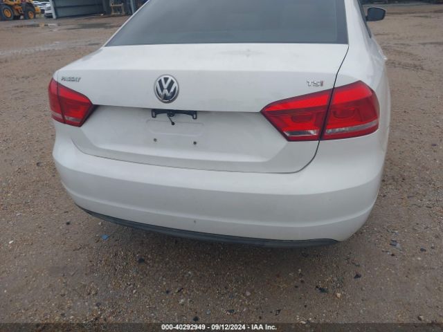 1VWAT7A38EC101528 Volkswagen Passat 1.8t Wolfsburg Edition