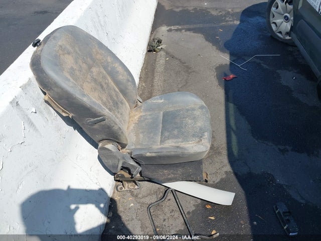 NM0GE9E70F1197097 Ford Transit Connect Xl