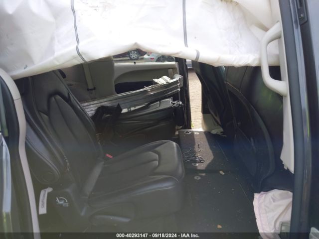 2C4RC1DG0LR262252 Chrysler Voyager Lxi
