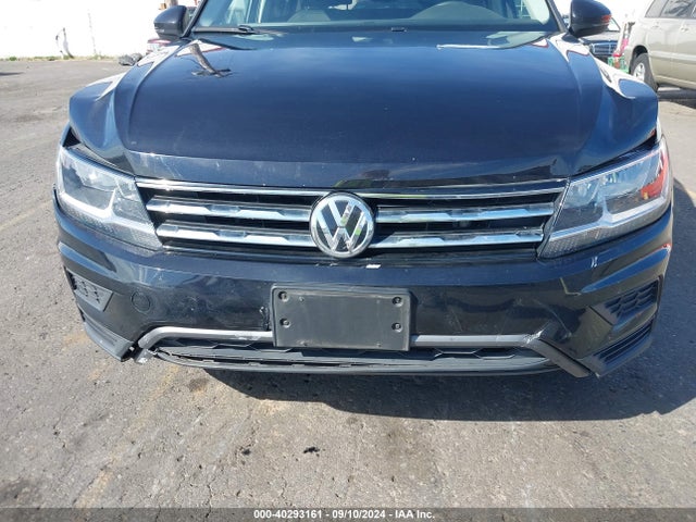 3VV2B7AXXLM162485 Volkswagen Tiguan 2.0t Se/2.0t Se R-line Black/2.0t Sel
