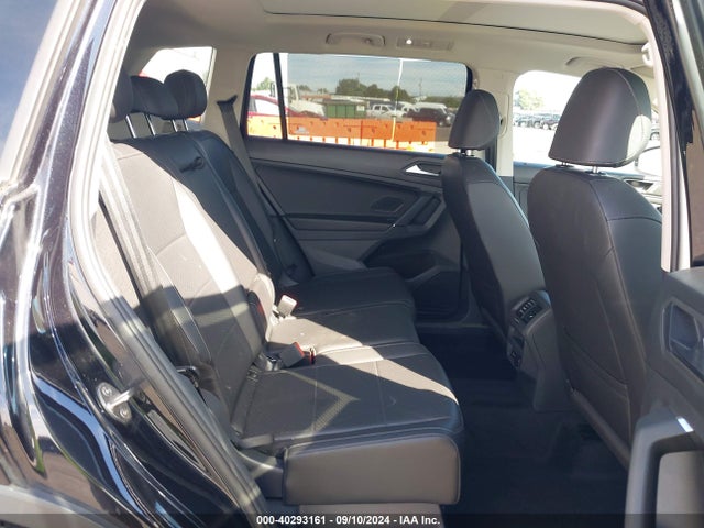 3VV2B7AXXLM162485 Volkswagen Tiguan 2.0t Se/2.0t Se R-line Black/2.0t Sel