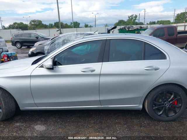 55SWF4JB9GU176068 Mercedes-Benz C 300 Luxury/sport