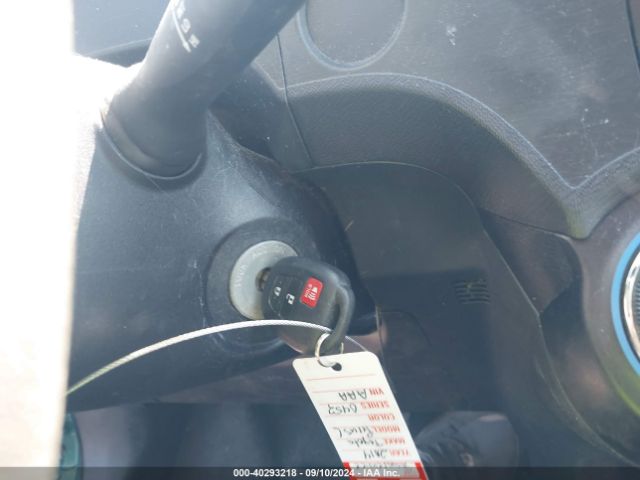 JTDKDTB30E1061386 Toyota Prius C One