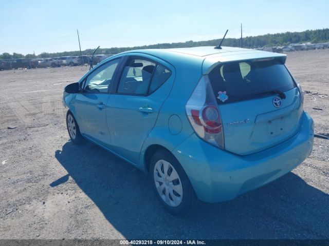 JTDKDTB30E1061386 Toyota Prius C One