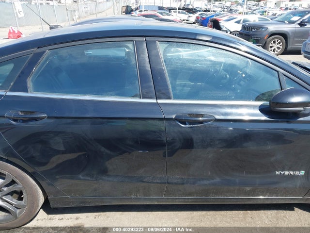 Ford Fusion Hybrid Se 2018 3FA6P0LU1JR169472 Image 13