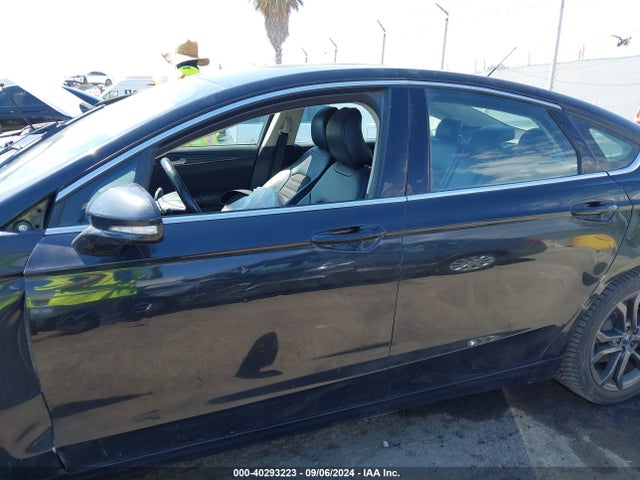 Ford Fusion Hybrid Se 2018 3FA6P0LU1JR169472 Image 14
