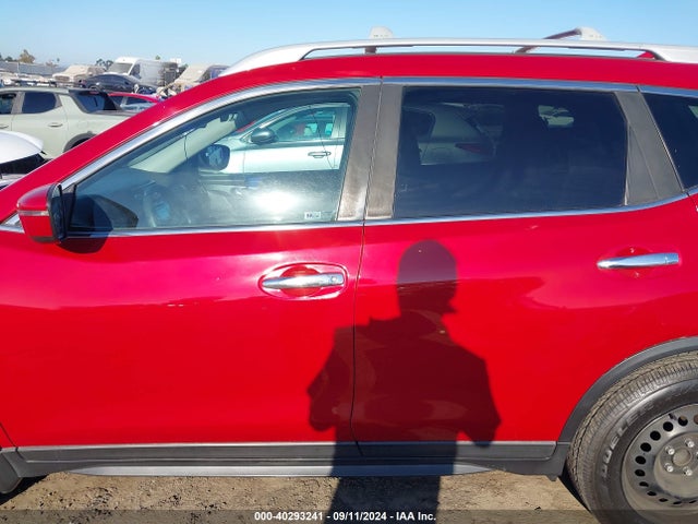 Nissan ROGUE S 2017 5N1AT2MT5HC840485 Image 15