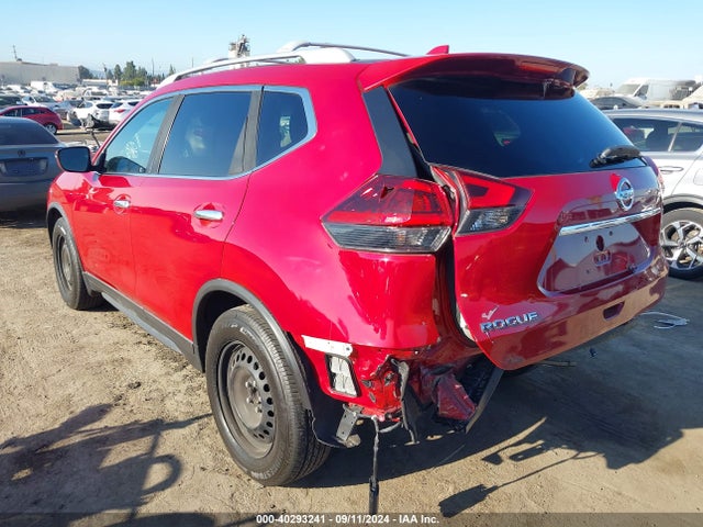 Nissan ROGUE S 2017 5N1AT2MT5HC840485 Image 3