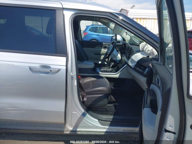 KNDNB4H38P6193124 KIA Carnival Mpv Lx Seat Package