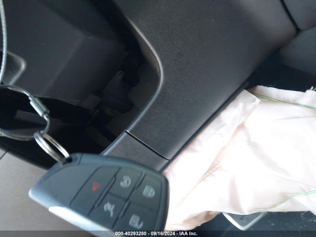 LRBFZNR4XPD054507 Buick Envision Essence Fwd