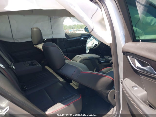 LRBFZNR4XPD054507 Buick Envision Essence Fwd
