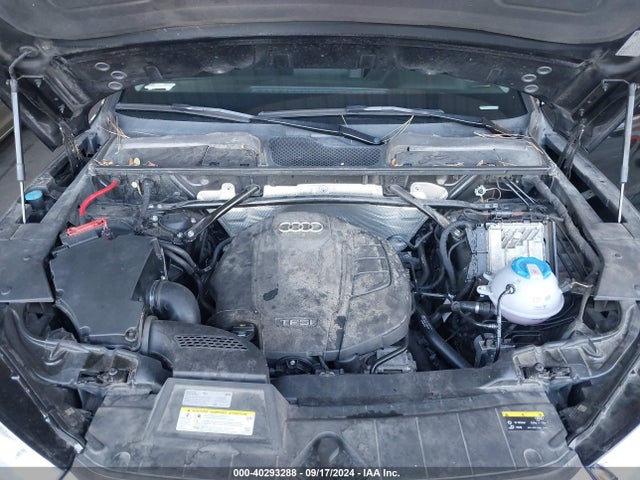 WA1BNAFY4J2004940 Audi Q5 2.0t Premium/2.0t Tech Premium