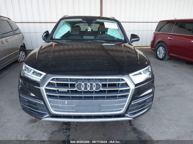 WA1BNAFY4J2004940 Audi Q5 2.0t Premium/2.0t Tech Premium