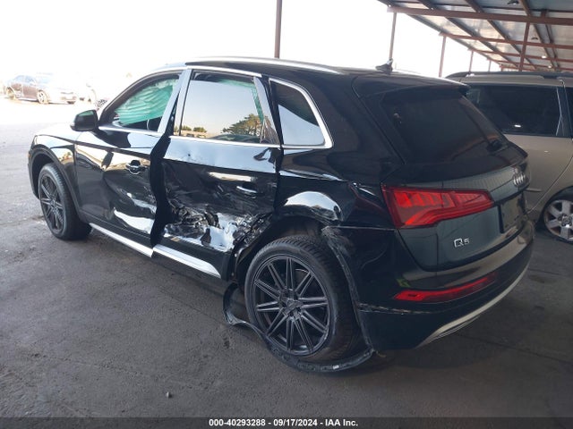 WA1BNAFY4J2004940 Audi Q5 2.0t Premium/2.0t Tech Premium