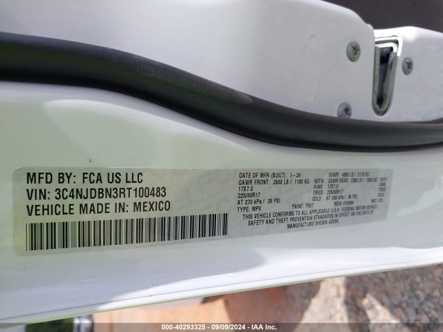Jeep Compass Latitude 4x4 2024 3C4NJDBN3RT100483 Image 9