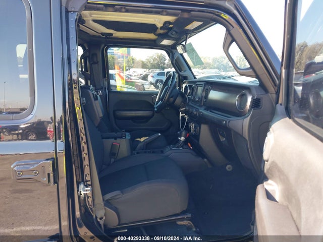 1C4HJXDN0KW635038 Jeep Wrangler Unlimited Sport S 4x4