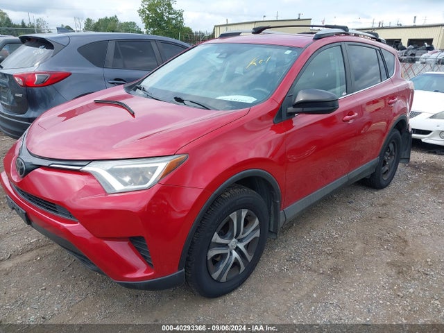 Toyota RAV4 LE 2017 2T3BFREV3HW573028 Image 2