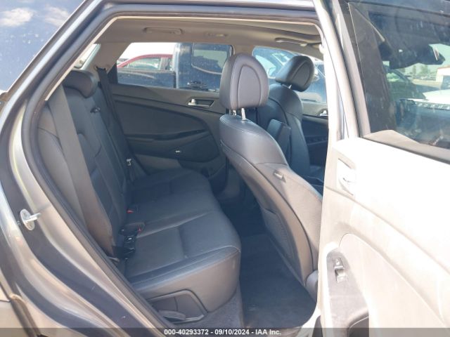 KM8J3CA20HU275588 Hyundai Tucson Limited