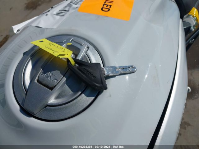 2022 DUCATI SCRAMBLER ML0KAFPM8NT002330 Photo 10