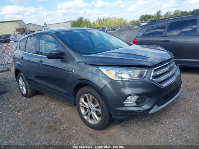 1FMCU0GD2HUB40982 Ford ESCAPE SE