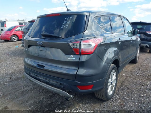 1FMCU0GD2HUB40982 Ford ESCAPE SE