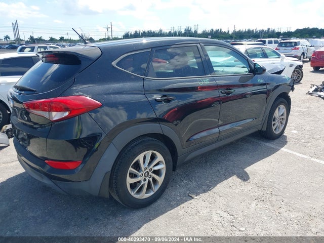 Hyundai TUCSON SE 2018 KM8J23A41JU707325 Image 4