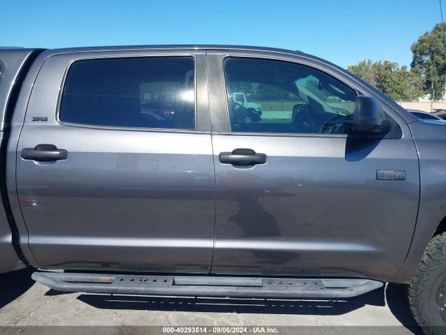 5TFDY5F15KX808698 Toyota Tundra Sr5 5.7l V8