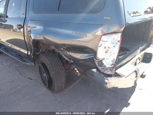 5TFDY5F15KX808698 Toyota Tundra Sr5 5.7l V8