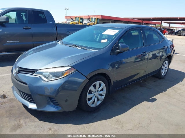 Toyota COROLLA LE 2015 5YFBURHE3FP306352 Image 2