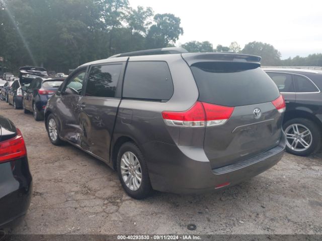 5TDYK3DC2ES490707 Toyota Sienna Xle V6 8 Passenger