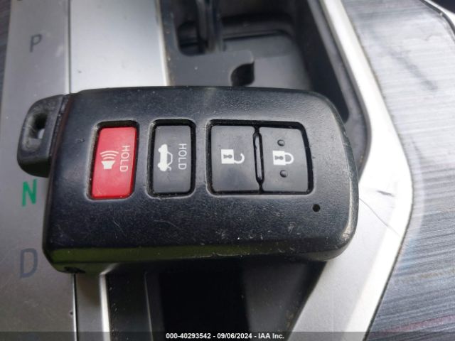 4T1BD1FKXEU119455 Toyota Camry Hybrid Le