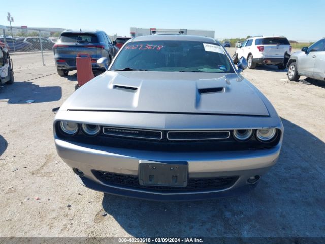 2C3CDZAG7JH276744 Dodge Challenger Sxt Plus