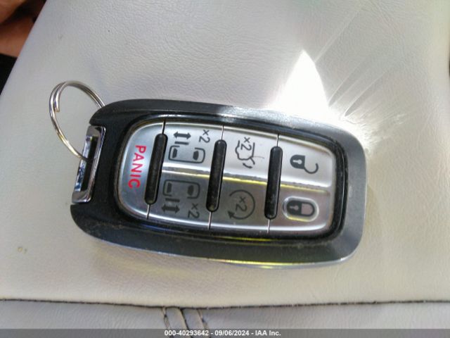 2C4RC1DG4MR520502 Chrysler Voyager Lxi