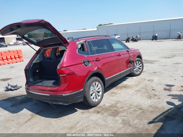 3VV3B7AX4JM129869 Volkswagen Tiguan 2.0t Se/2.0t Sel